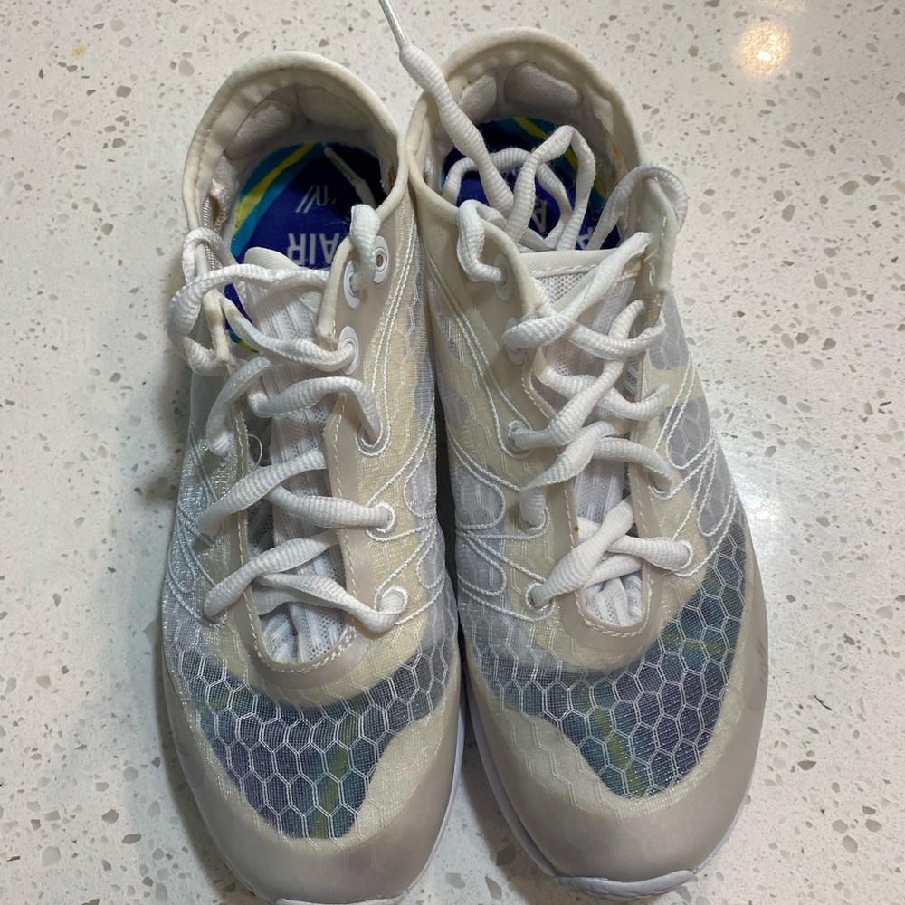 Varsity Ascend Air Cheer Shoes 5.5